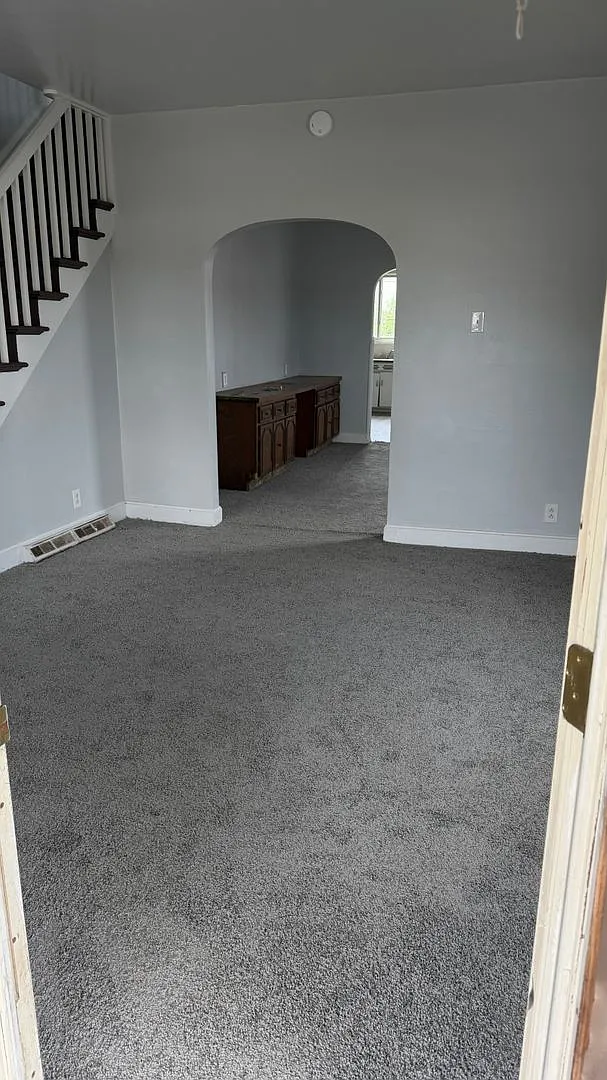 2 bedroom single family home ready now — Photo 2