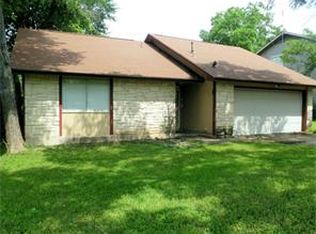 7110 Shadywood Dr, Austin, TX 78745