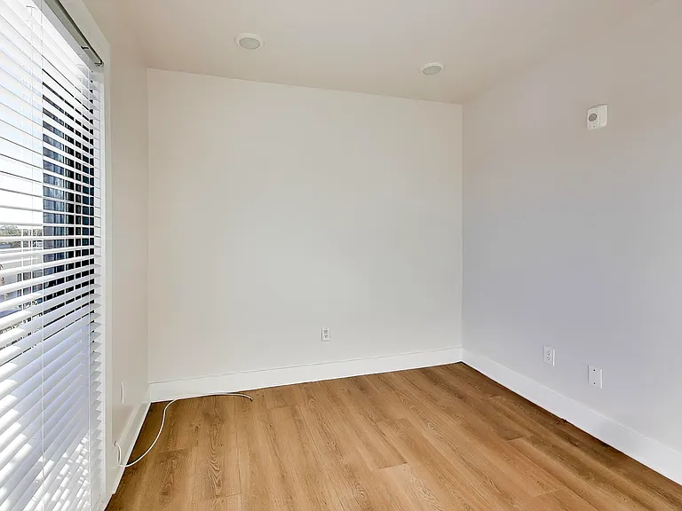 1100 Bladensburg Rd NE #501 — Photo 17