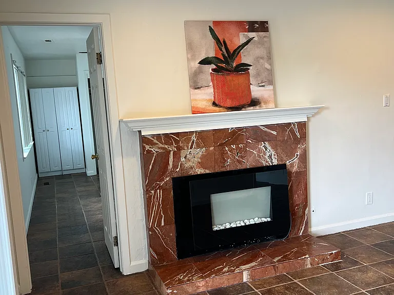 35 Kent Ct — Photo 6