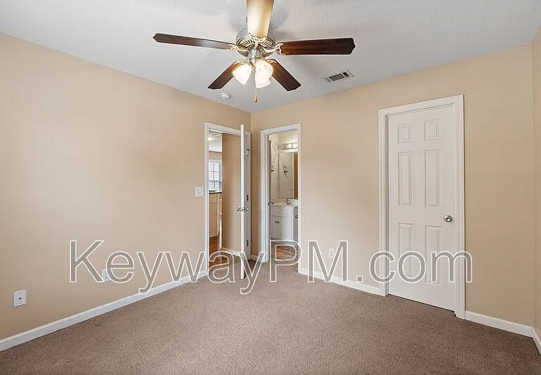 208 Satomi Way — Photo 15