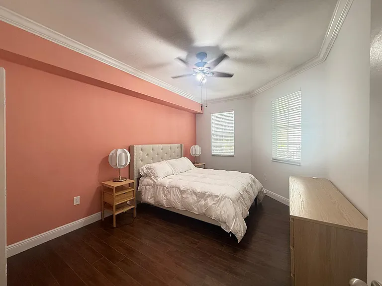 533 NE 3rd Ave #415 — Photo 9