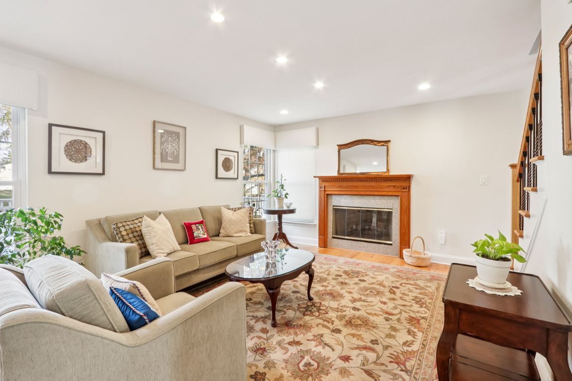 next background image