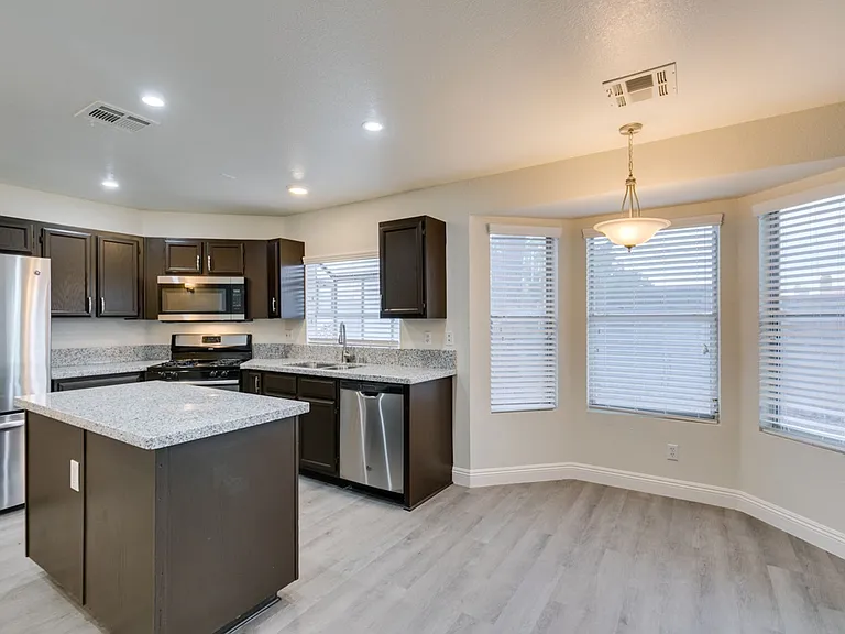 1738 Toltec Cir — Photo 24