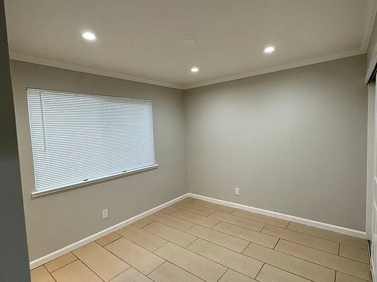 7033 Linwood Way — Photo 22