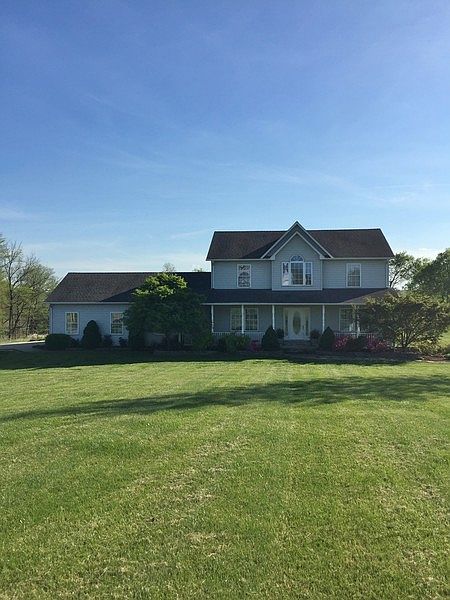 1st image of 215 Jacqueline Ln