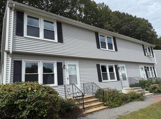 270 Sunderland Rd APT 77, Worcester, MA 01604