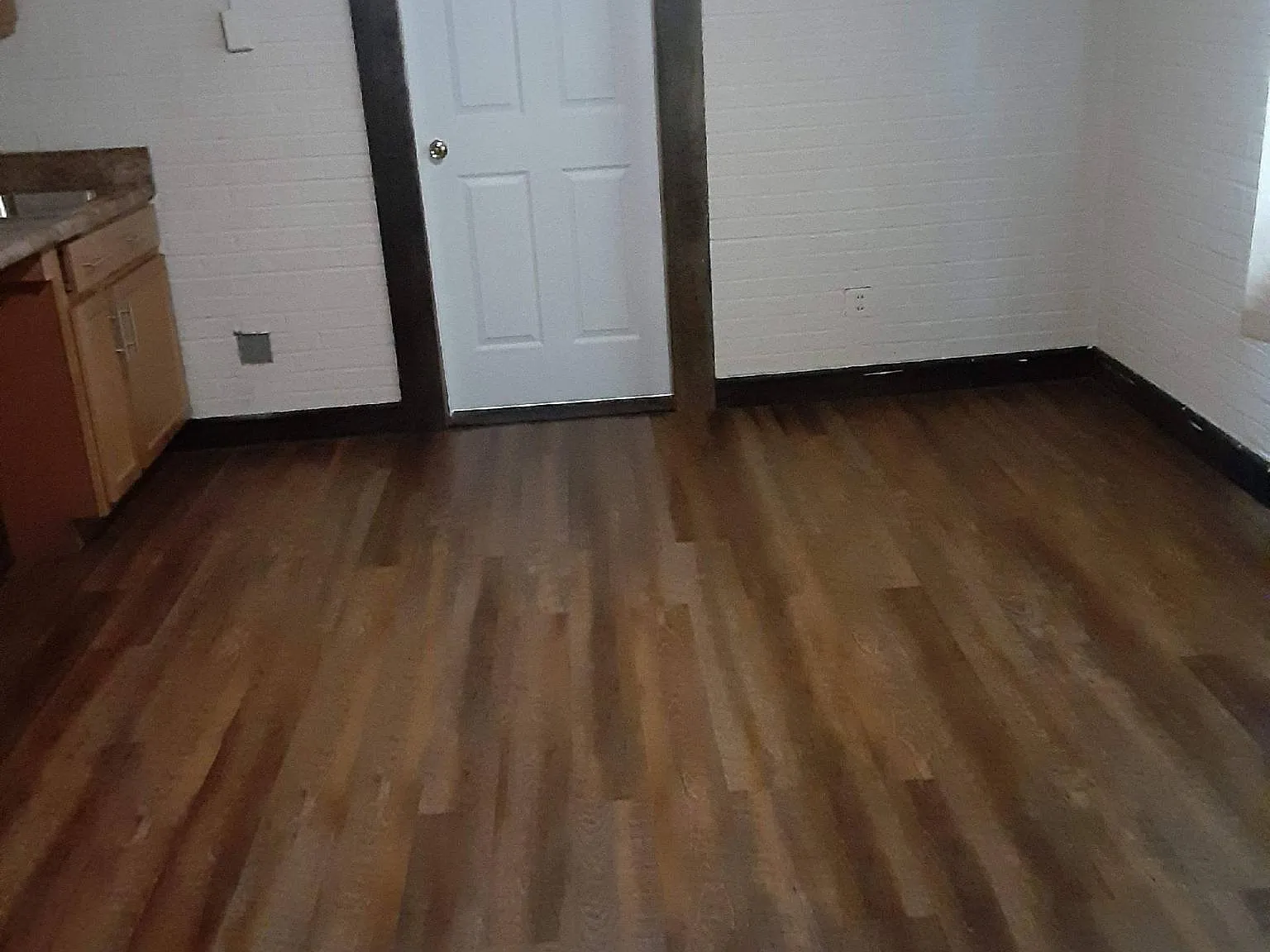 Cedar Ter, Columbia — Photo 2