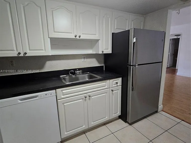 7925 SW 104th St #201-E — Photo 13