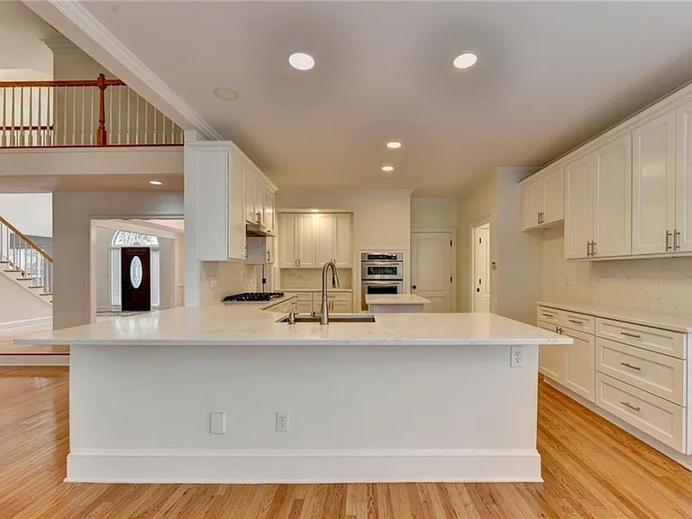 10645 Honey Brook Cir — Photo 13