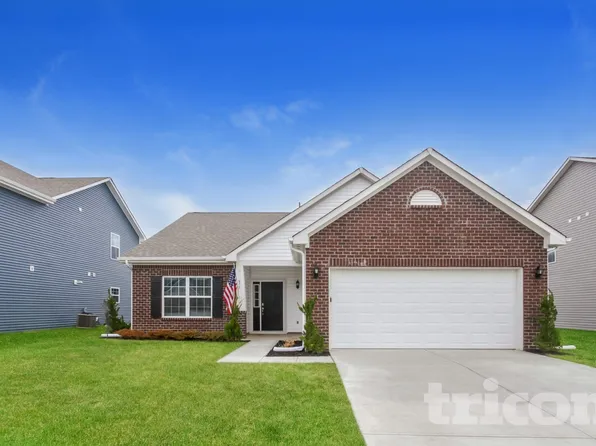 675 Albermarle Dr, Pittsboro, IN 46167