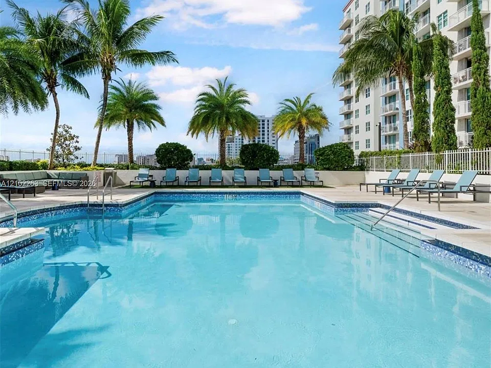 3000 Coral Way #1419