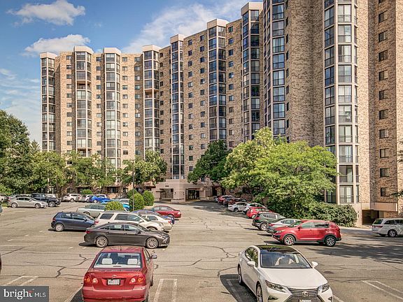 3rd image of 5902 Mount Eagle Dr APT 1110