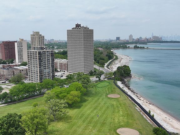 3rd image of 6730 S South Shore Dr APT 604