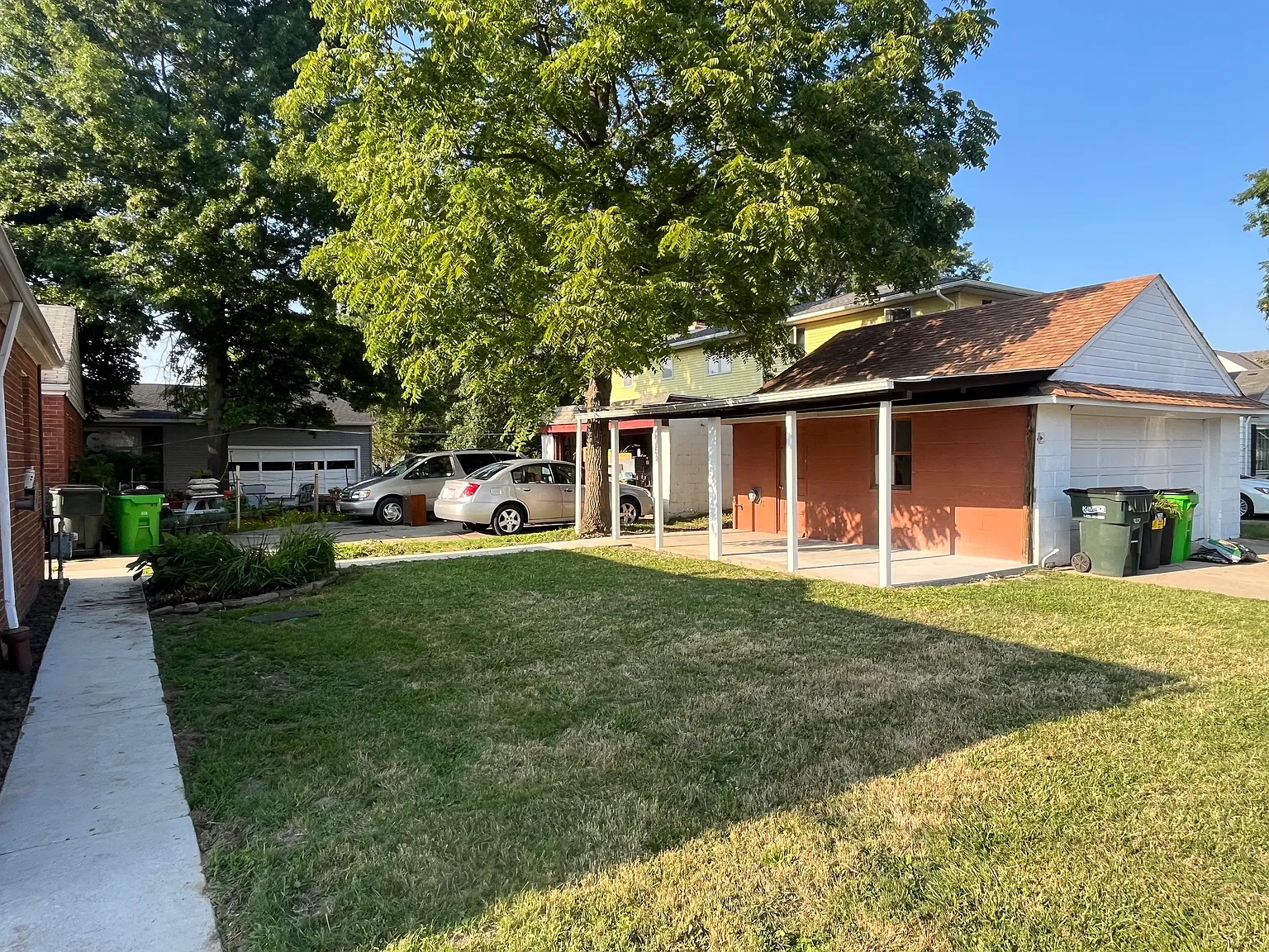 3 bed, 953 sqft, $1,725 — Photo 4
