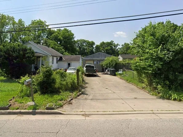 87 Grove Rd, Cincinnati, OH 45215