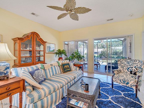 5th image of 37 Tupelo Court