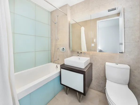 247 West 46th Street image 6 of 25