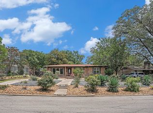 1229 Wiltshire Ave, Terrell Hills, TX 78209