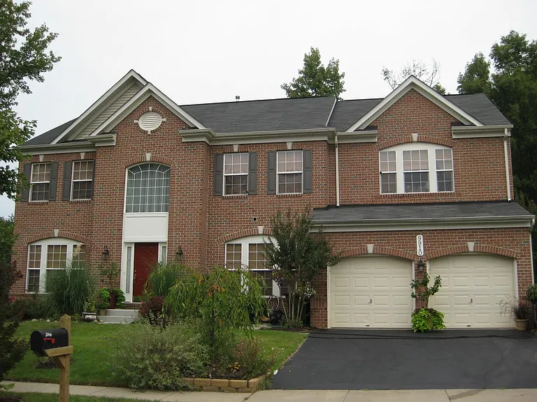 9910 Farm Pond Rd — Photo 35