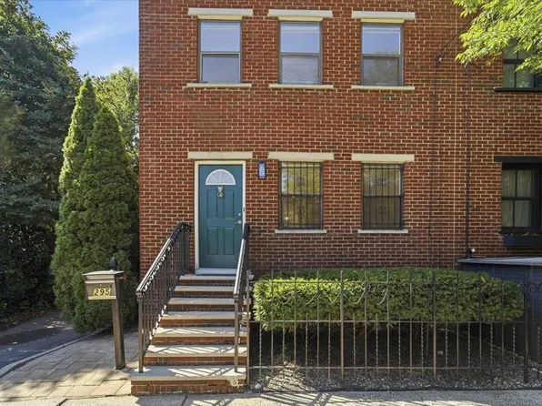 295 9th St, Jersey City, NJ 07302