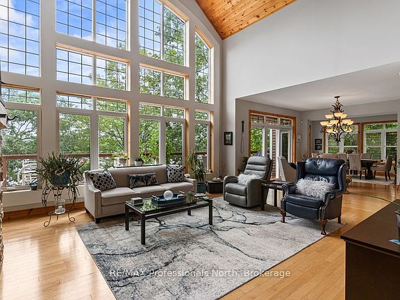 4th image of 1041 Kingfisher Ln