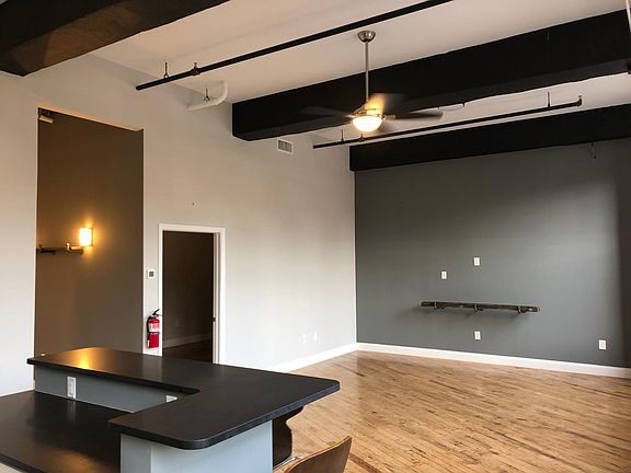 2nd image of 200 Lincoln Ave Ste 202