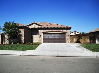 6968 W Wrenwood Ln, Fresno, CA 93723