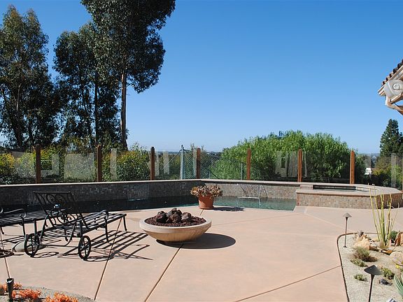 3rd image of 11213 Alejo Ln