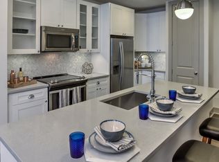 1575 Anderson Rd APT 1015, McLean, VA 22102