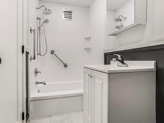 2nd image of 90-11 77th St #2