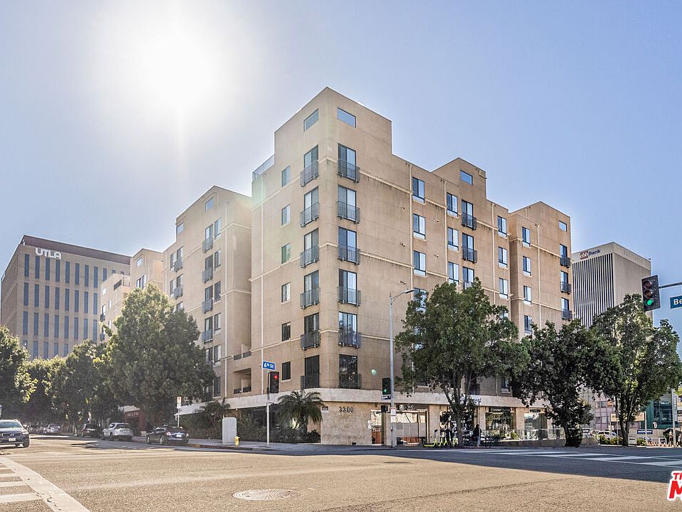1st image of 625 S Berendo St APT 209