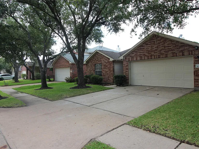 16531 Sperry Gardens Dr — Photo 3