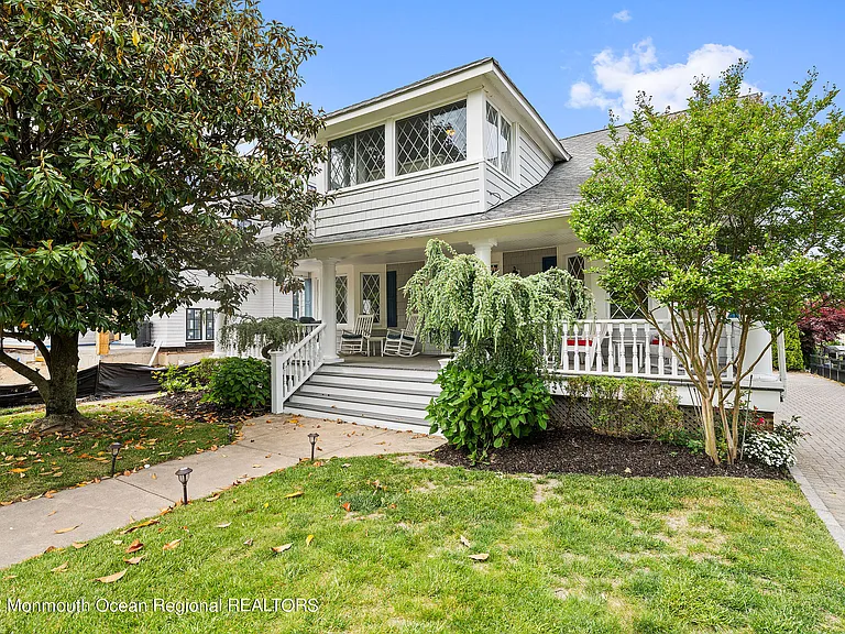 113 Beacon Blvd #FRONT HOUSE — Photo 2