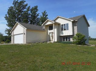 29424 Potassium St NW, Isanti, MN 55040