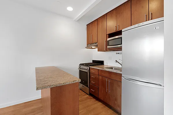 Rented by Compass | media 9