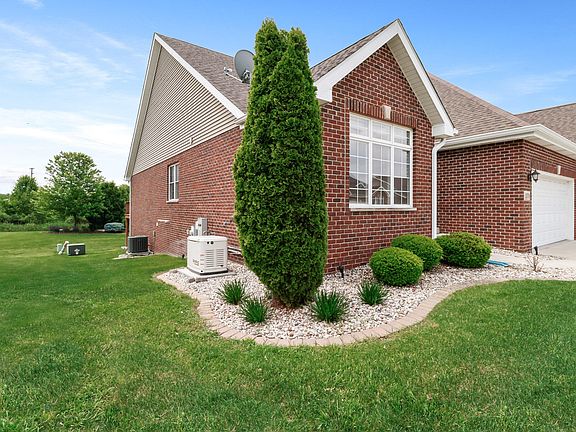 3rd image of 11701 Upper Peninsula Ln