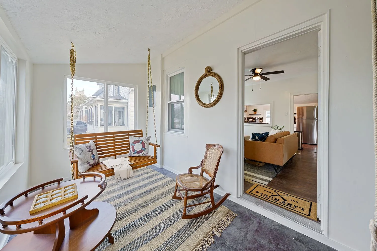 3 bed, 1128 sqft, $1,350 — Photo 3