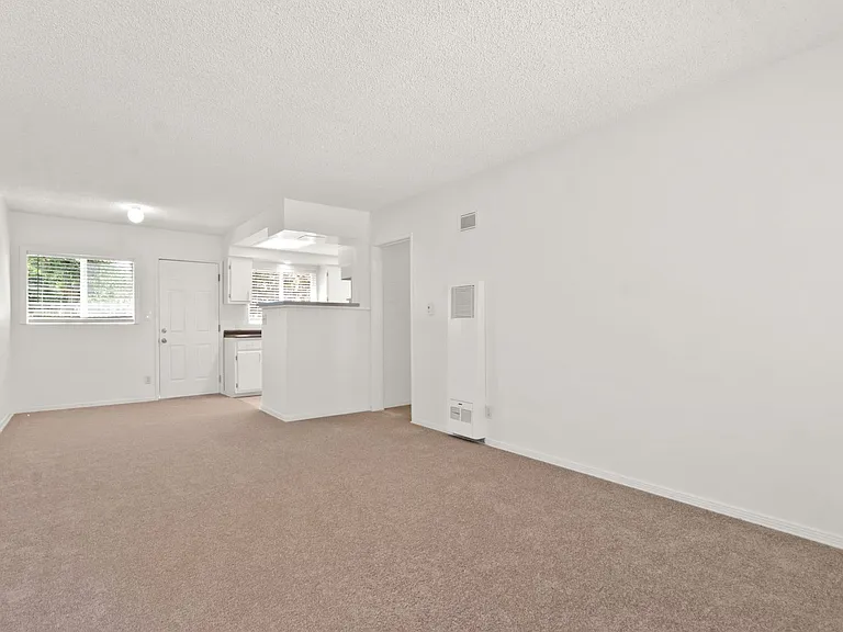 736 N. Euclid Street — Photo 6