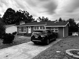 253 Hillcrest Dr, Neosho, MO 64850