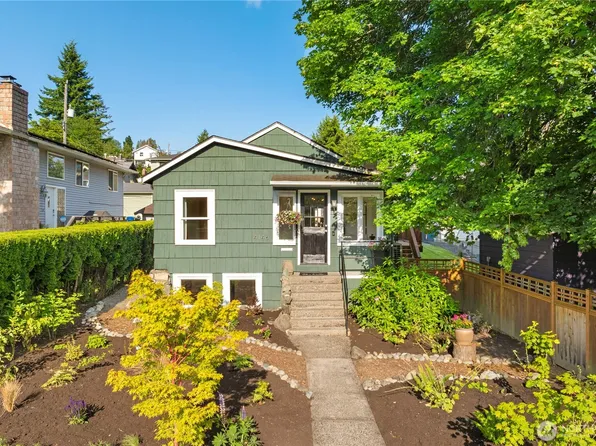 4146 47th Avenue SW, Seattle, WA 98116