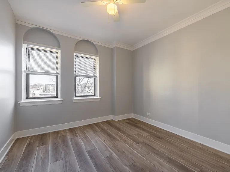 6148 N Francisco Ave — Photo 16