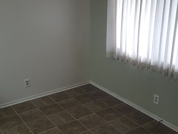 2nd image of 16214 Inglewood Ave APT E