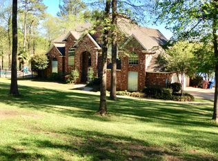 515 Merritt Rd, Benton, LA 71006