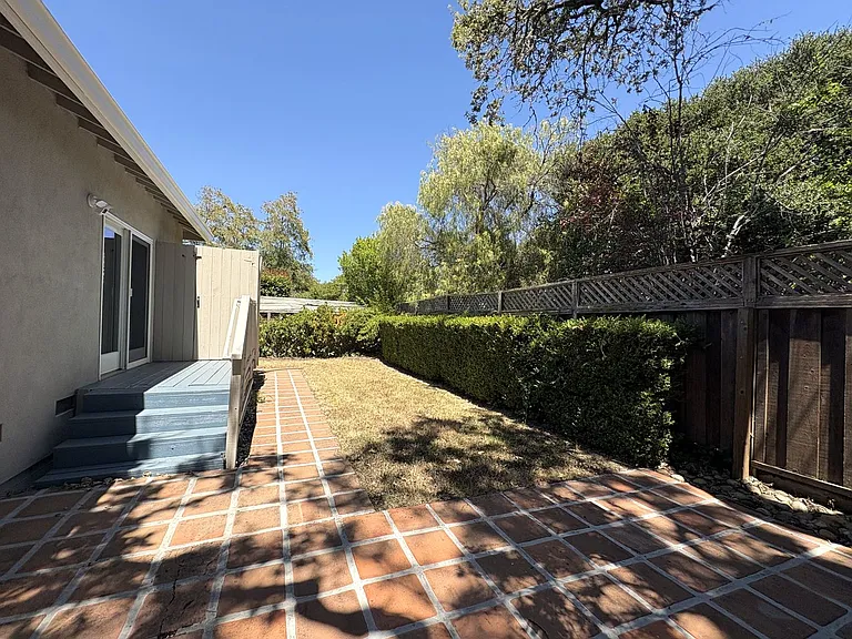 618 17th Ave — Photo 34