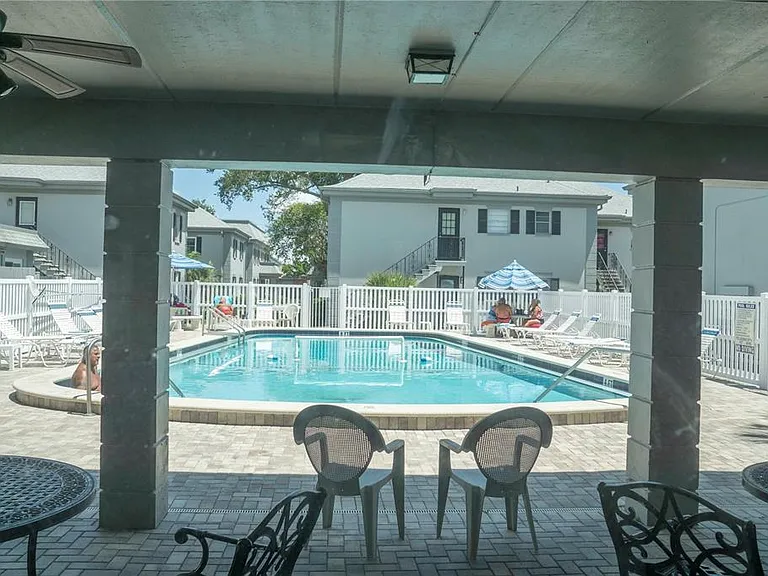 6940 Sunset Dr S #2D — Photo 21