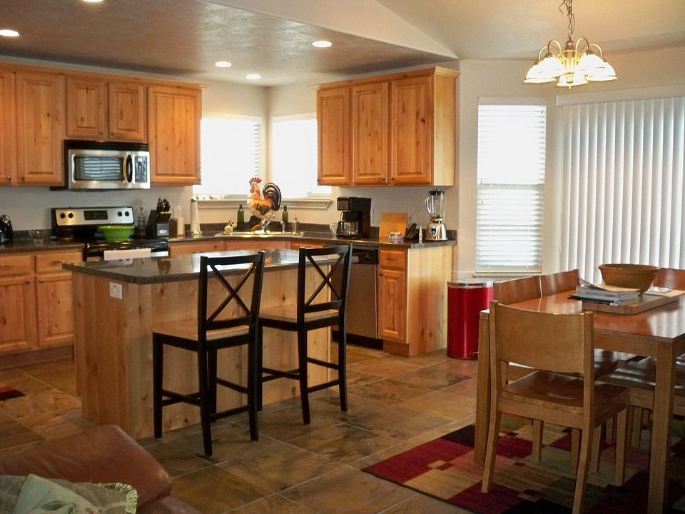 1st image of 5952 W Vista Mesa Dr