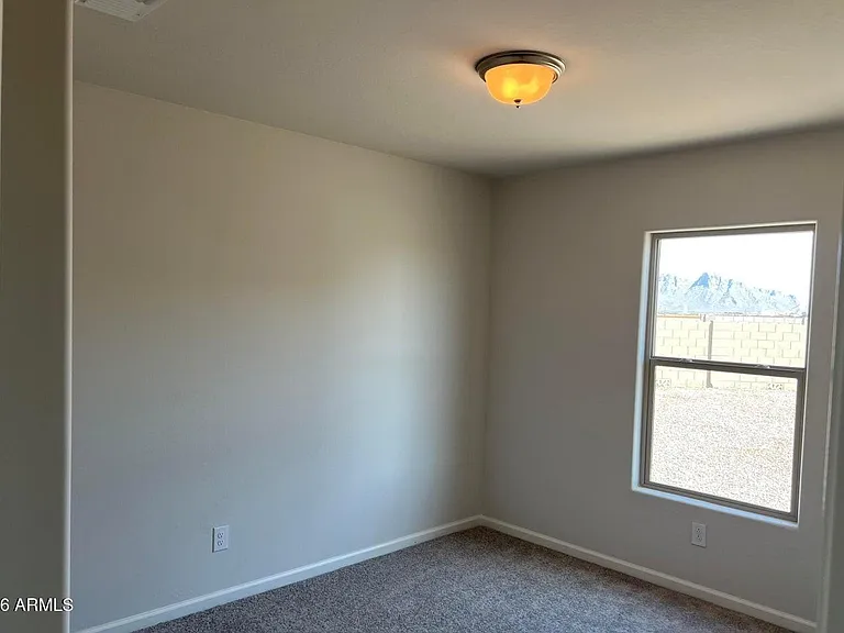 241 S Apache Ave — Photo 9