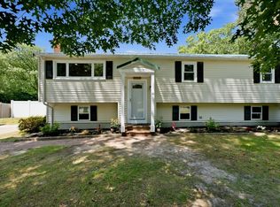 26 Carolyn Dr, Plymouth, MA 02360