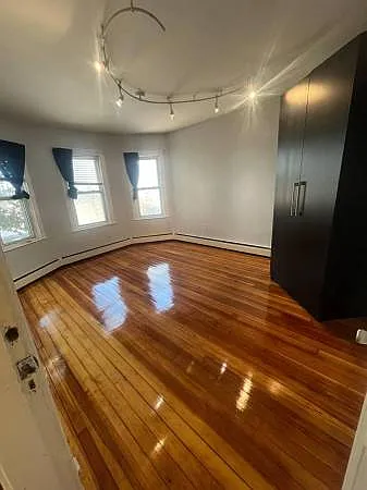 46 Middle St #3R — Photo 11
